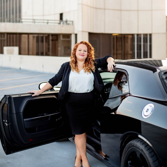 Meet your Posher ❤ - Picture 2 of 3